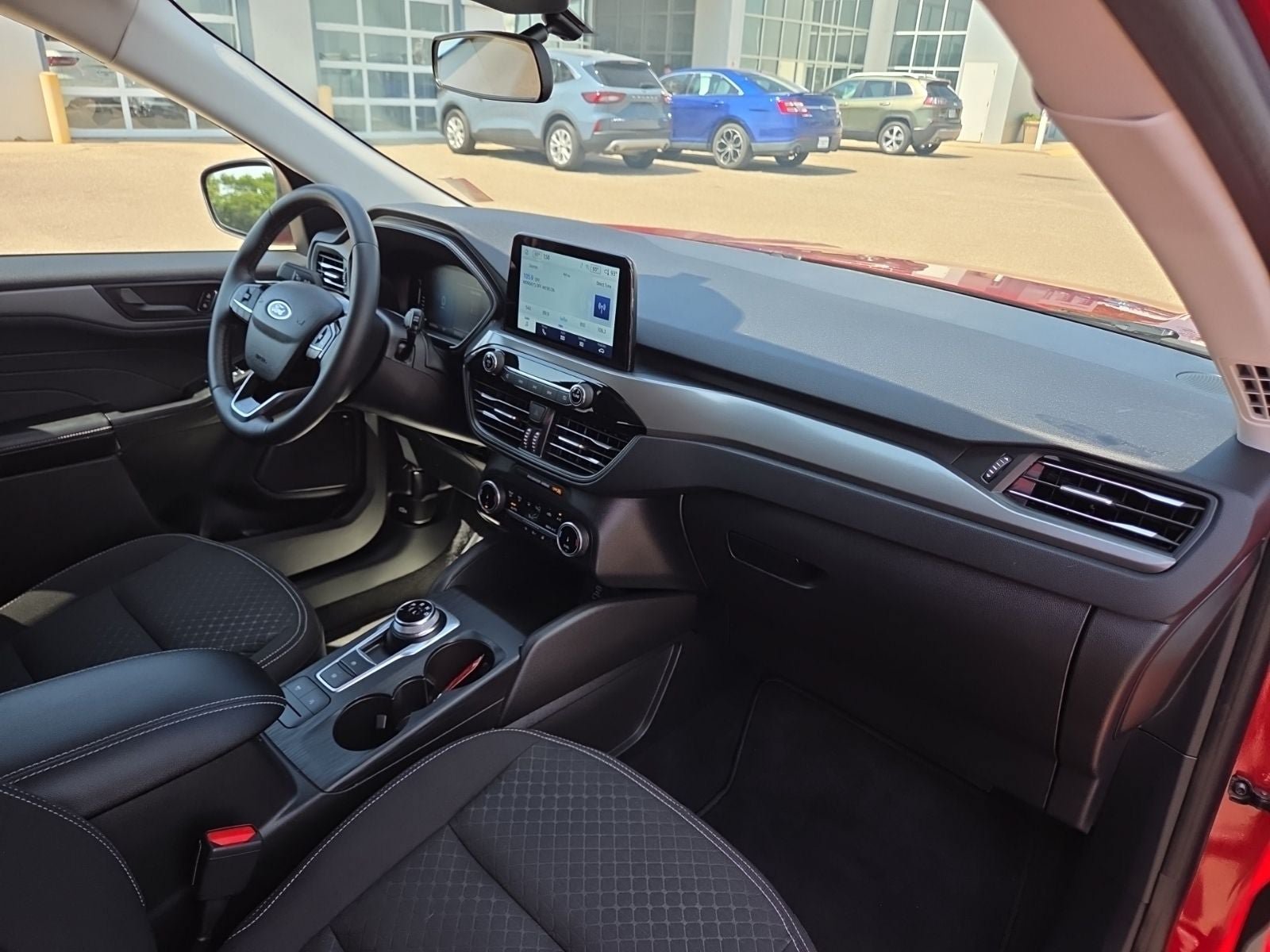 Certified 2023 Ford Escape Active AWD/4WD image 37