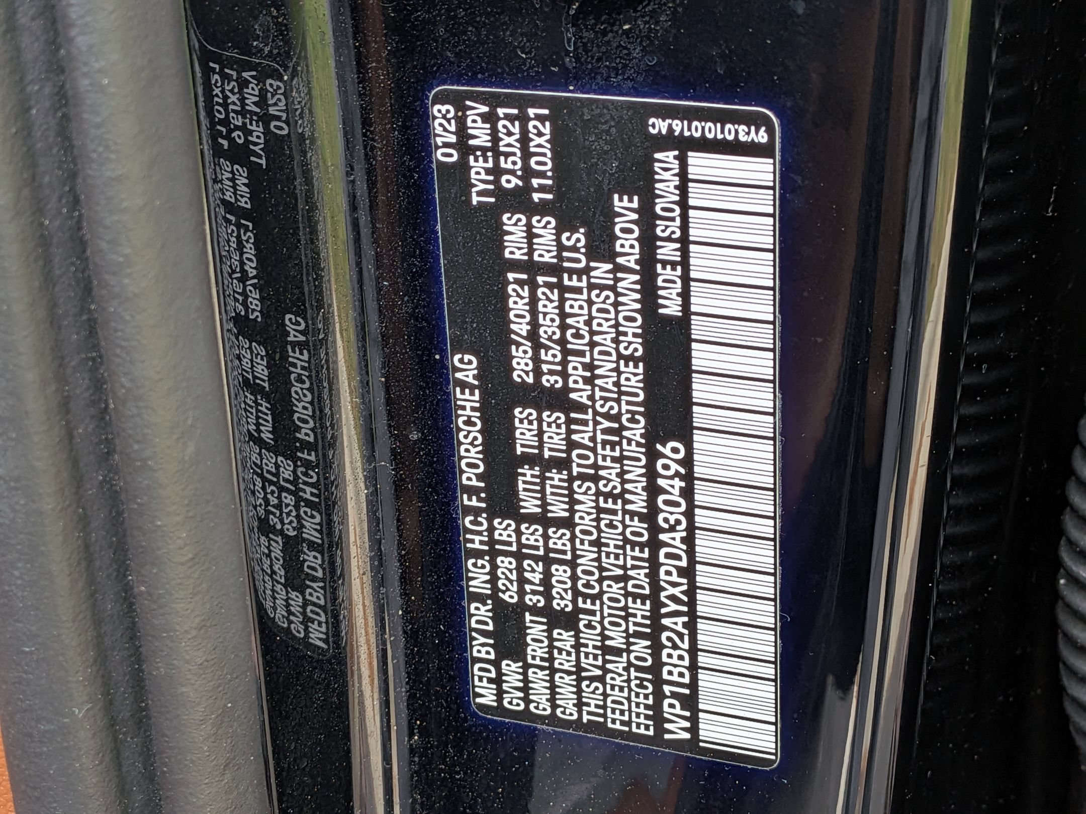Certified 2023 Porsche Cayenne S Platinum AWD/4WD image 39