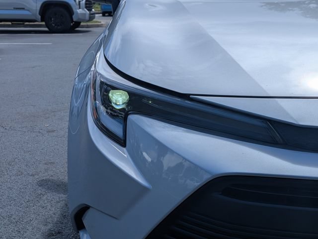 Used 2023 Toyota Corolla LE w/ LE Convenience Package FWD image 10