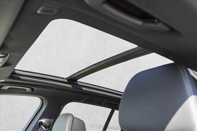 Used 2025 BMW X5 xDrive50e image 21