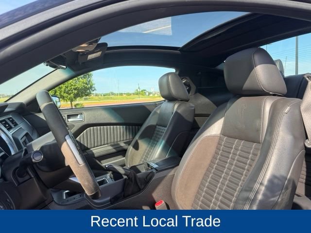 Used 2012 Ford Mustang Shelby GT500 w/ Electronics Pkg RWD image 6
