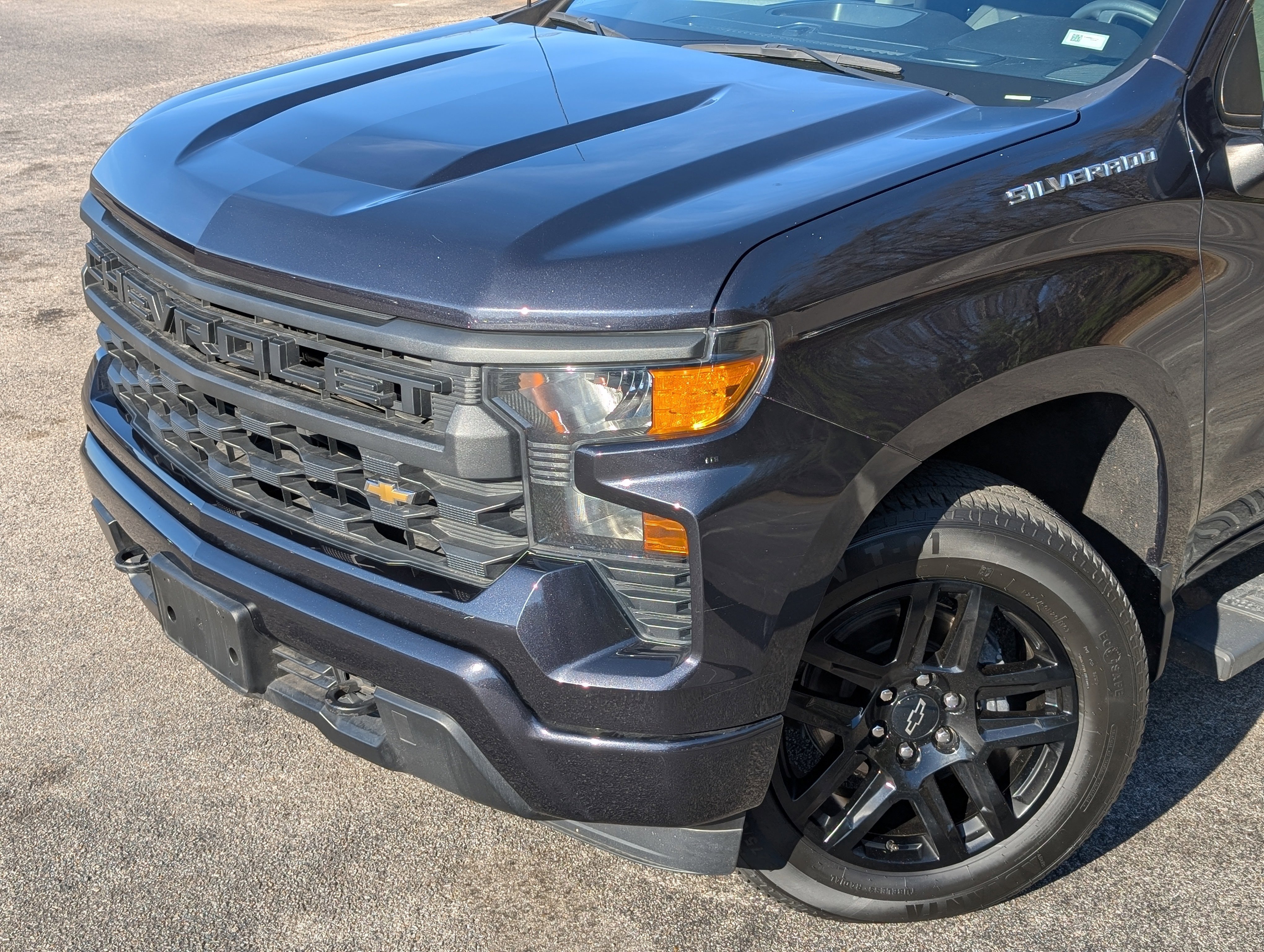 Used 2022 Chevrolet Silverado 1500 Custom AWD/4WD image 13