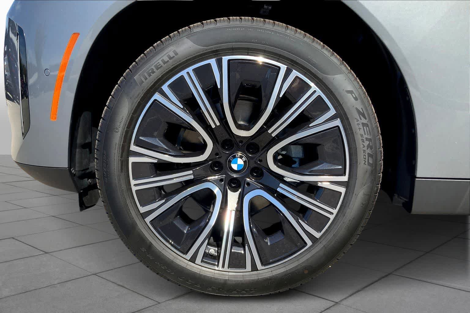 New 2026 BMW X3 xDrive30 w/ Premium Package AWD/4WD image 11