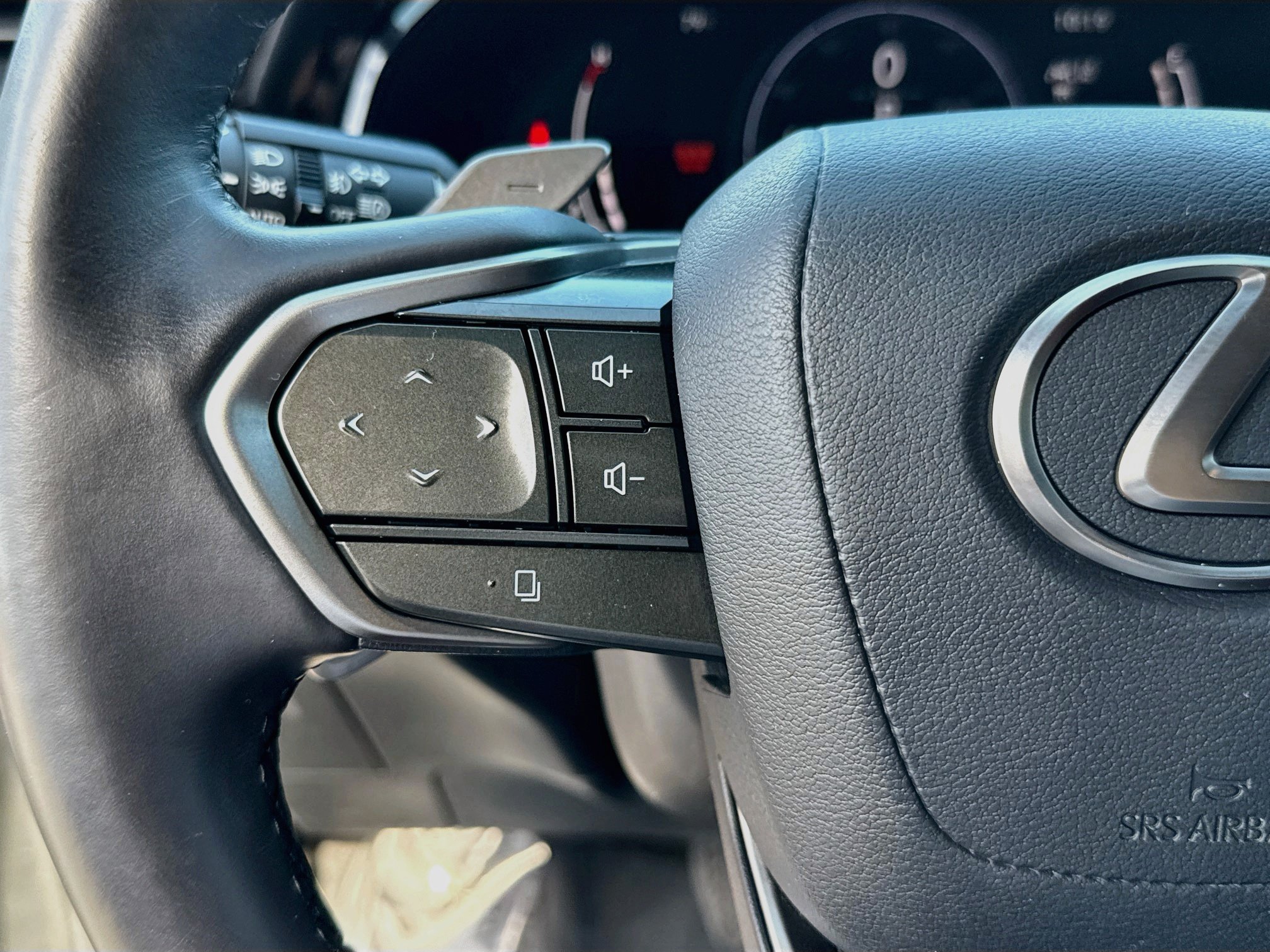 Used 2023 Lexus NX 350h AWD image 37