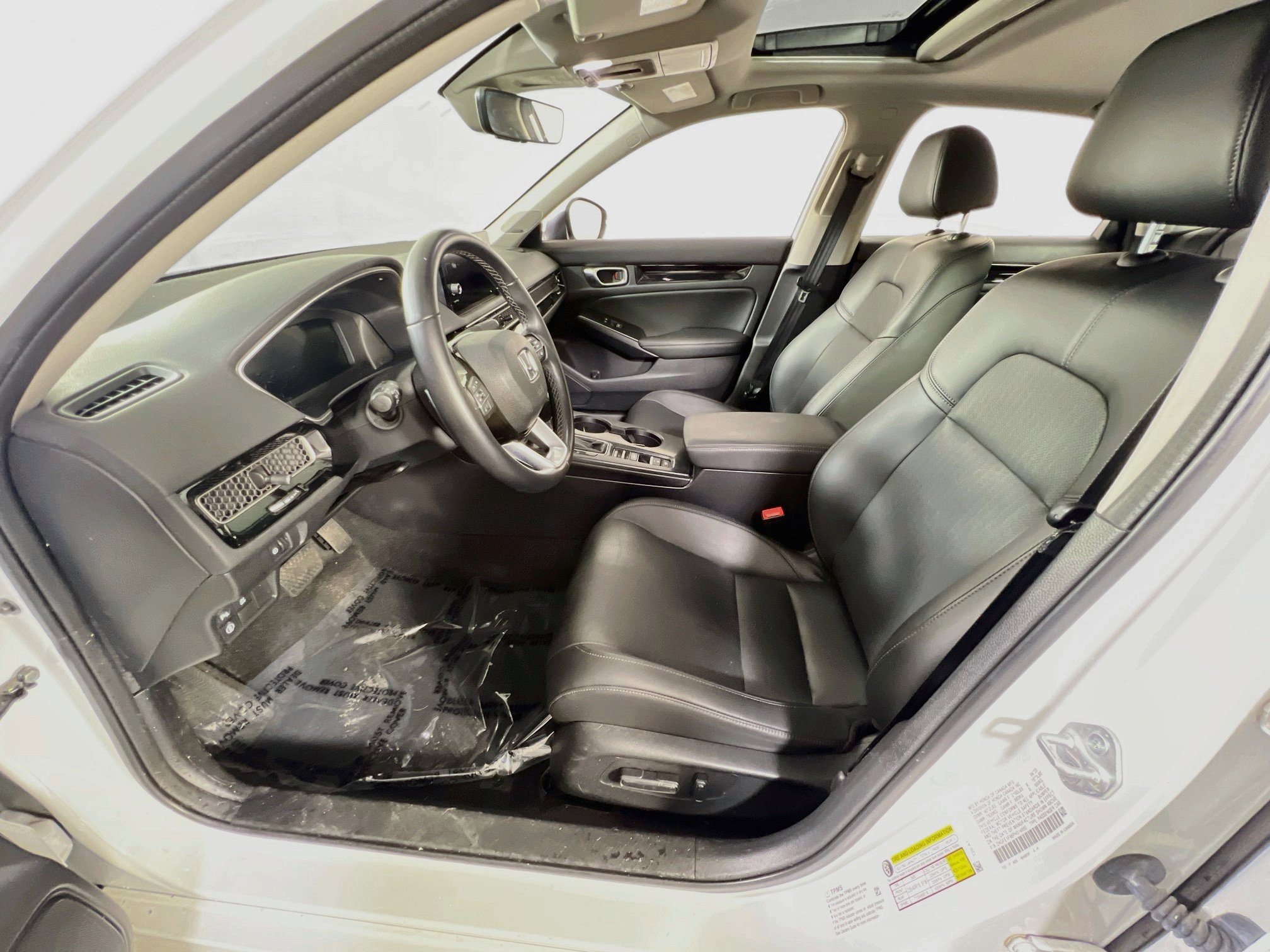 Used 2023 Honda Civic Touring image 21