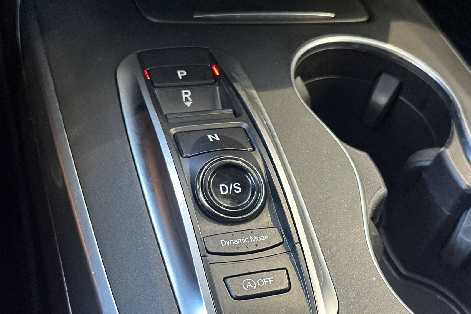 Used 2020 Acura MDX FWD image 26