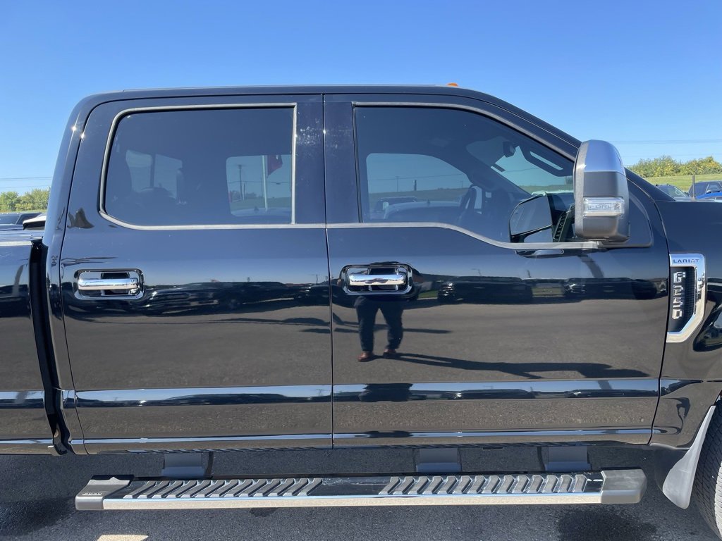 Used 2017 Ford F250 Lariat w/ Chrome Package image 29