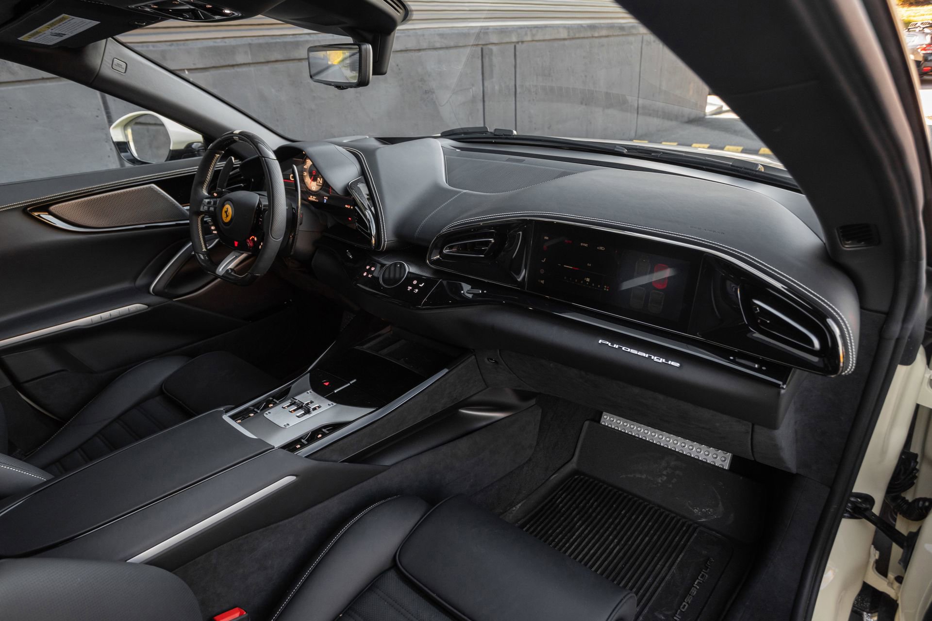 Used 2025 Ferrari Purosangue AWD/4WD image 15