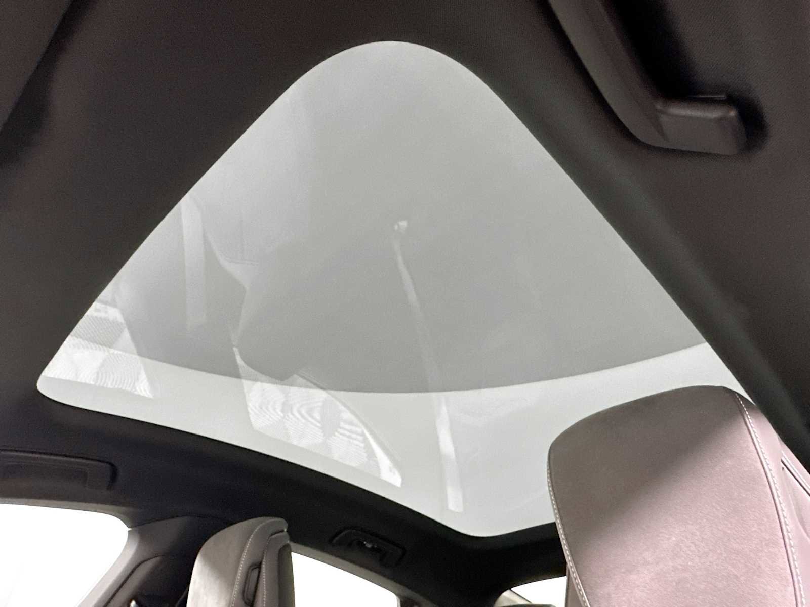 Certified 2025 Porsche Taycan image 21