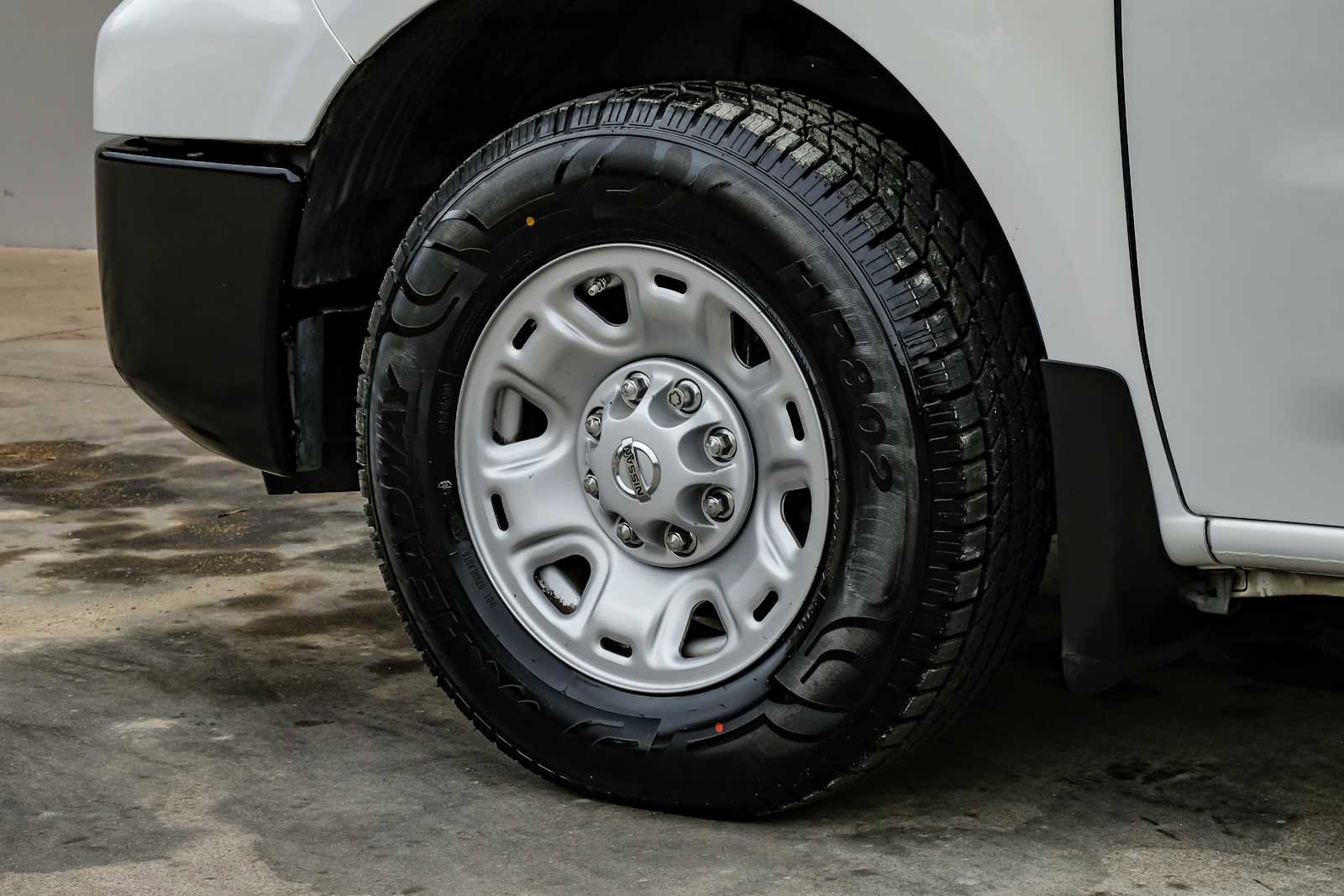 Used 2020 Nissan NV 2500 SV image 58