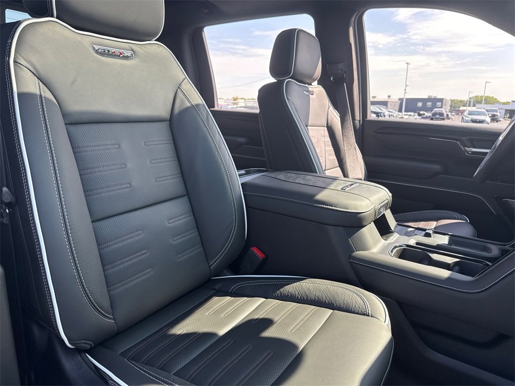New 2026 GMC Sierra 2500 AT4X image 39