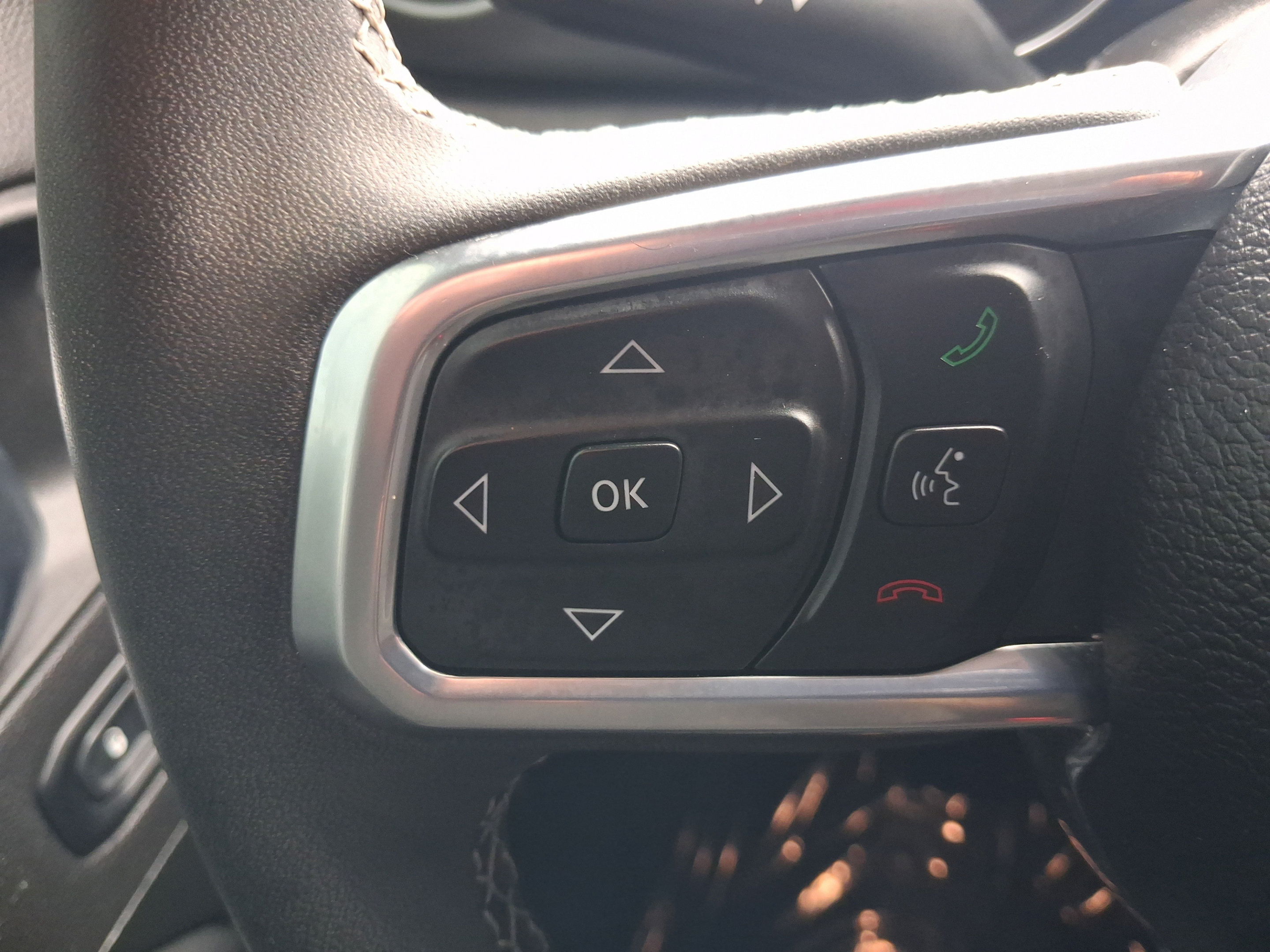 Used 2023 Jeep Wrangler Unlimited Sahara w/ LED Lighting Group AWD/4WD image 24