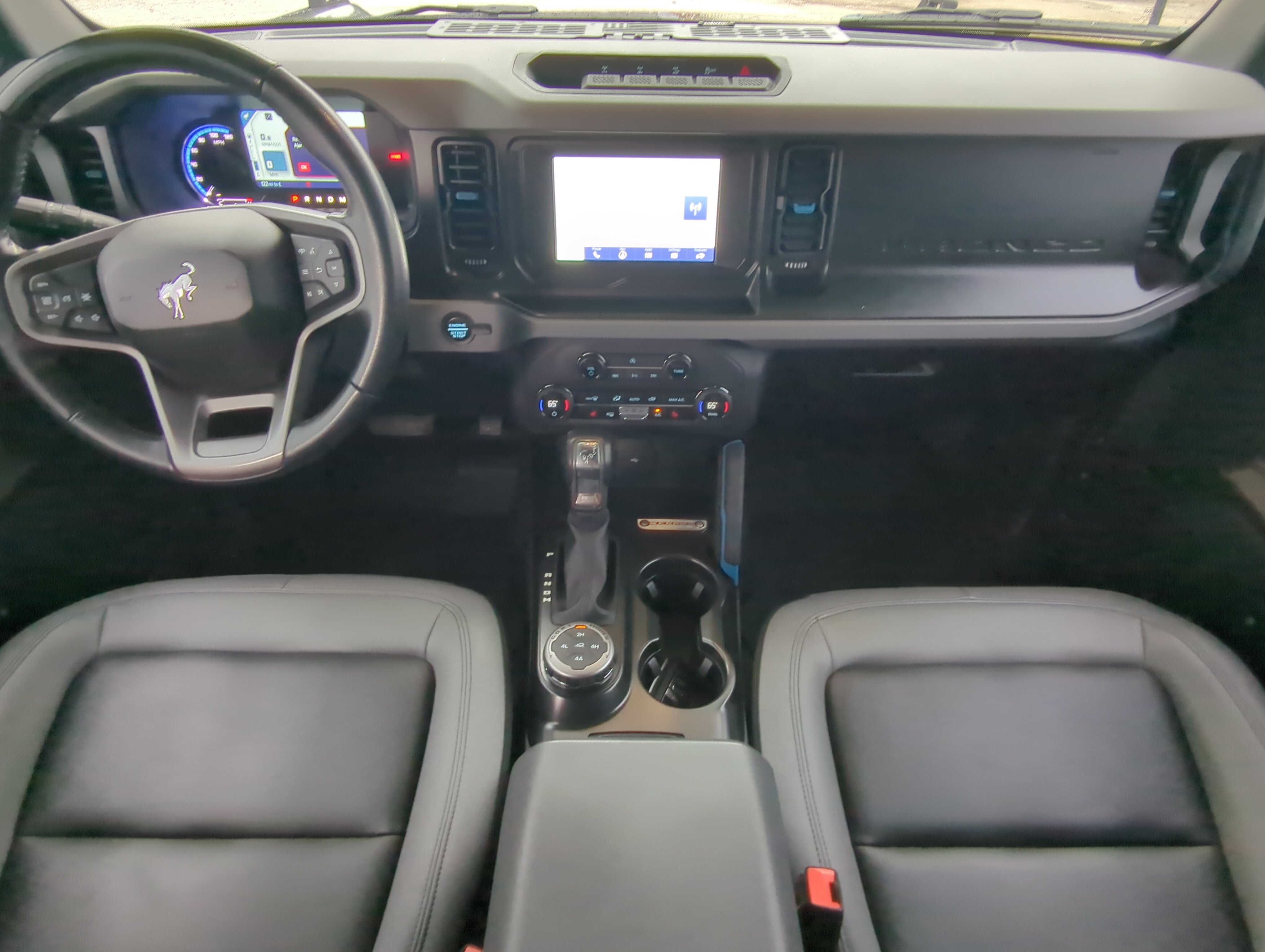 Used 2023 Ford Bronco Black Diamond w/ Sasquatch Package AWD/4WD image 12