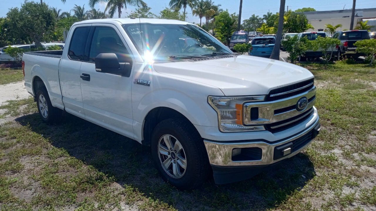 Used 2018 Ford F150 XLT w/ Equipment Group 301A Mid RWD image 4