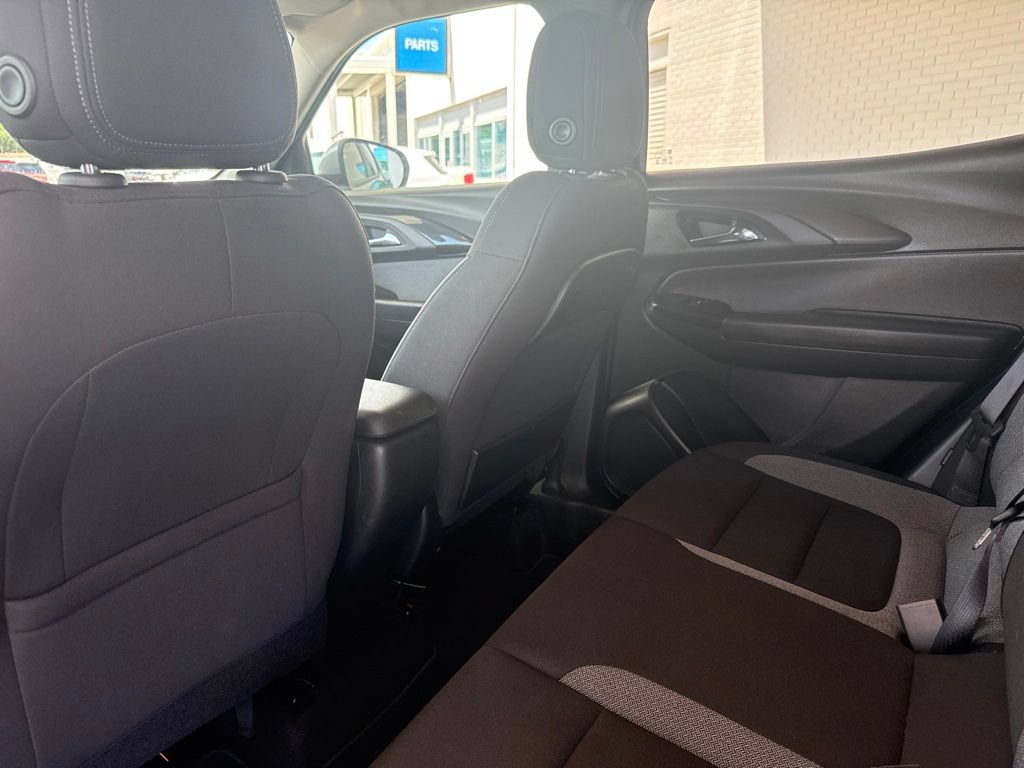 Used 2023 Chevrolet TrailBlazer LT FWD image 23