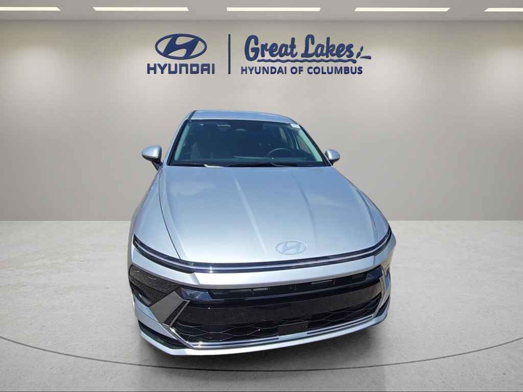 Certified 2026 Hyundai Sonata SEL AWD/4WD image 2
