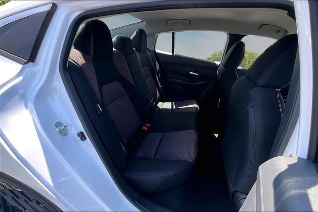 New 2026 Nissan Sentra SR FWD image 10
