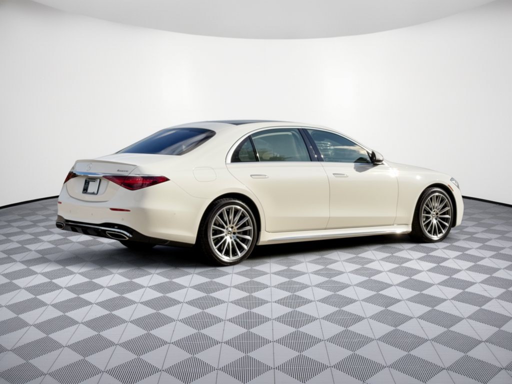 Certified 2025 Mercedes-Benz S 580e 4MATIC Sedan image 9