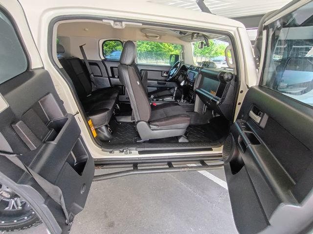 Used 2013 Toyota FJ Cruiser 4WD w/ Convenience Pkg image 49
