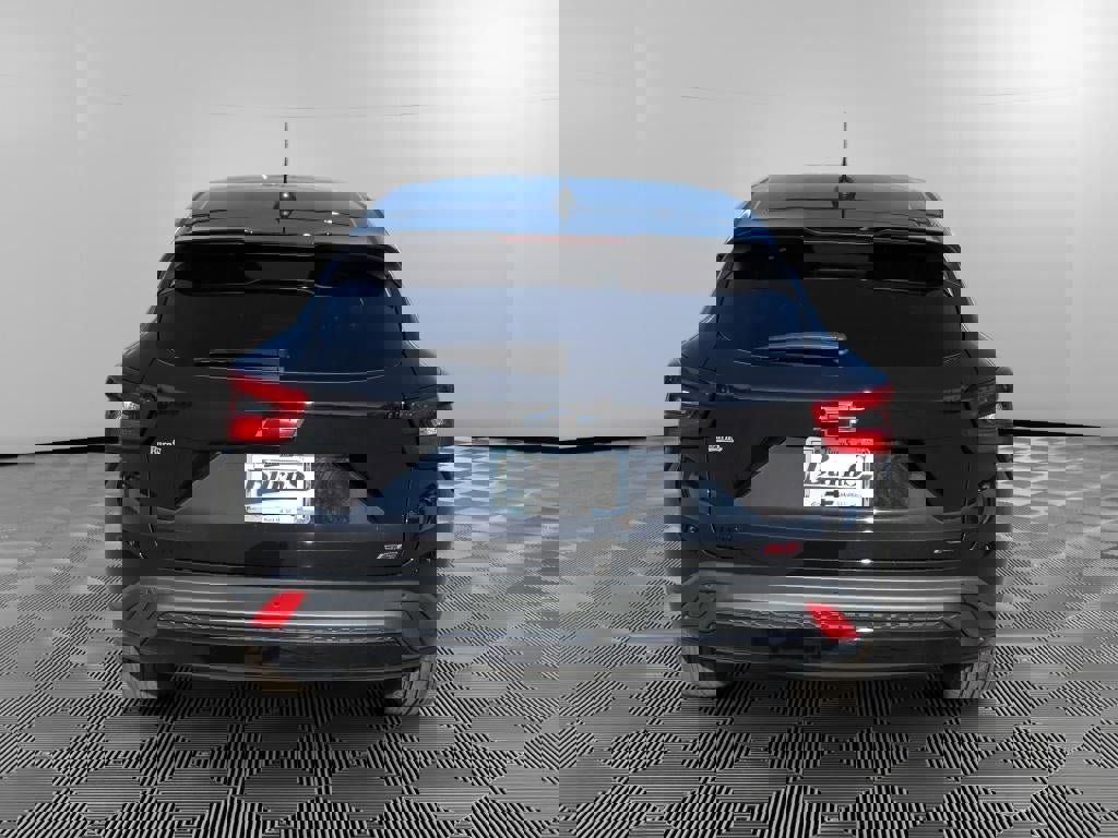 New 2026 Chevrolet Trax RS w/ Sunroof Package image 6