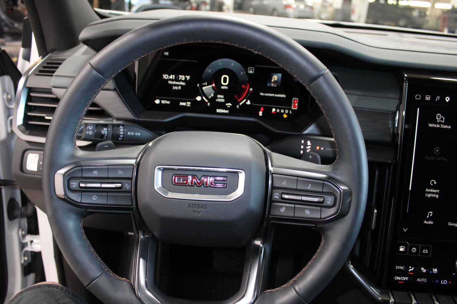 Used 2026 GMC Acadia AT4 w/ Luxury Package AWD/4WD image 31