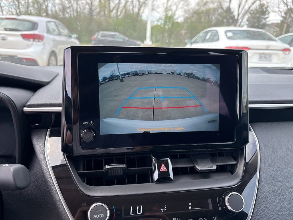 Used 2026 Toyota Corolla LE FWD image 23