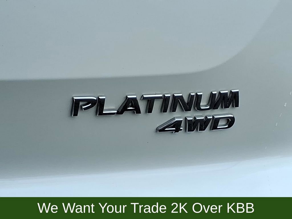 Used 2024 Nissan Pathfinder Platinum AWD/4WD image 9