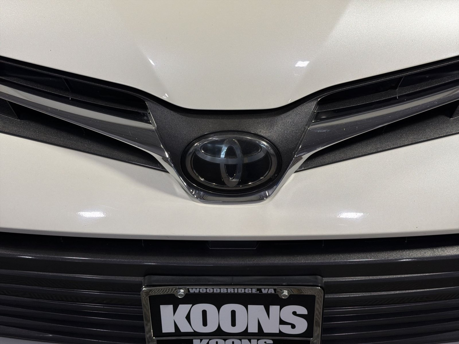 Used 2018 Toyota Sienna XLE Premium FWD image 12