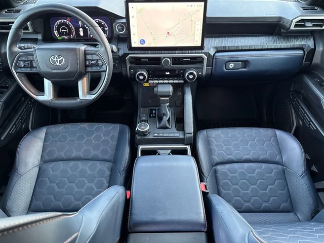 Used 2025 Toyota 4Runner 4WD image 13