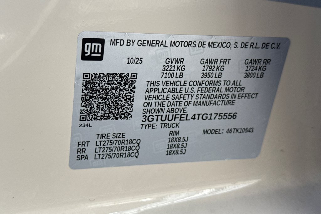 Used 2026 GMC Sierra 1500 AT4X AWD/4WD image 32