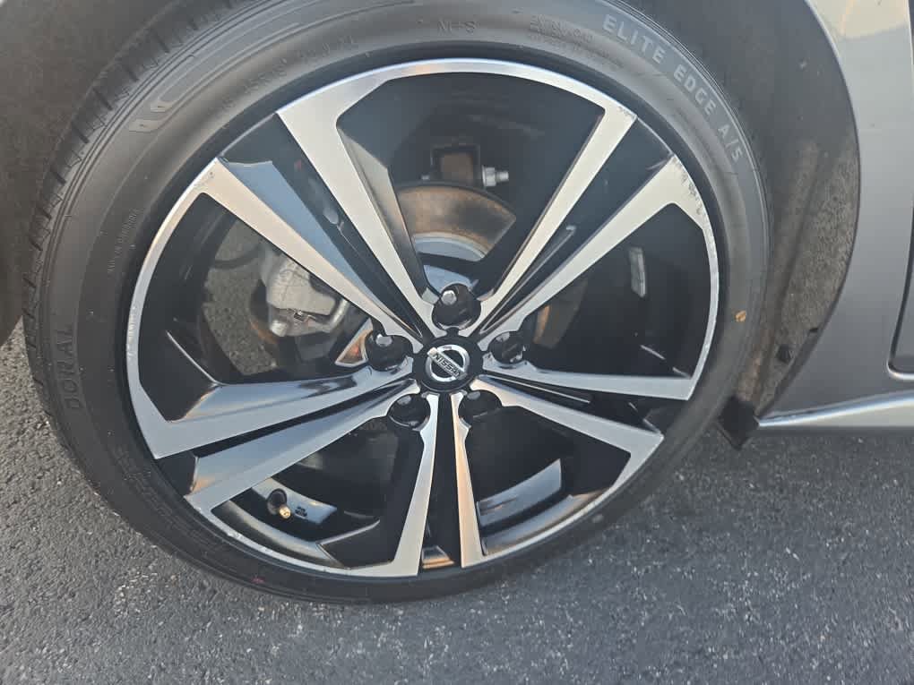 Used 2021 Nissan Sentra SR FWD image 51