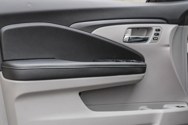New 2026 Honda Ridgeline RTL image 16