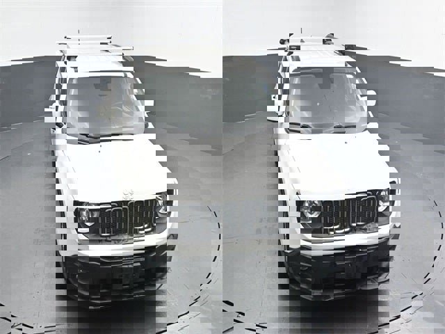 Used 2018 Jeep Renegade Latitude image 23