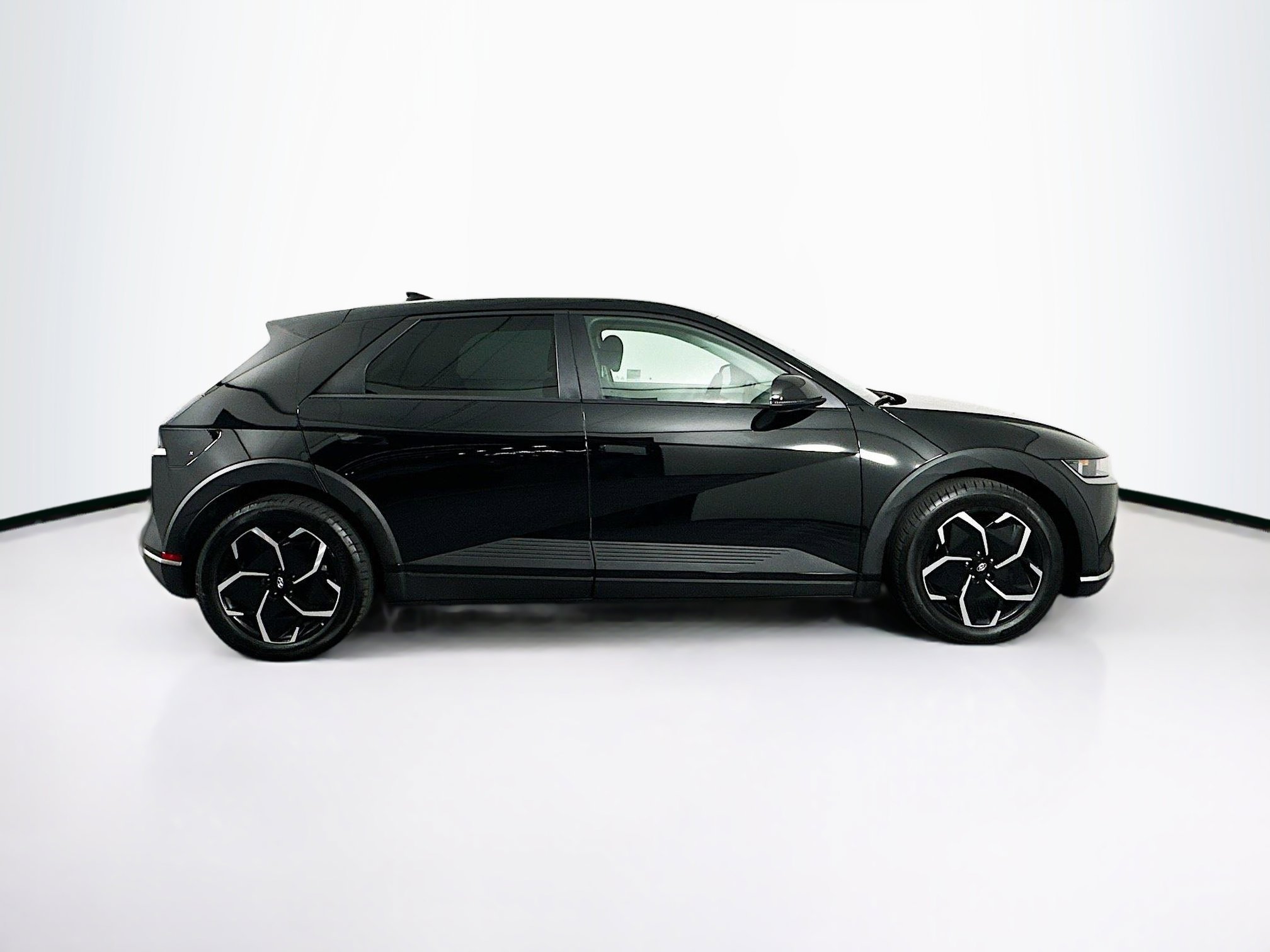 Used 2024 Hyundai Ioniq 5 SEL image 10