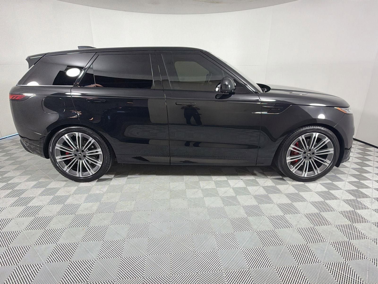 Certified 2023 Land Rover Range Rover Sport SE Dynamic AWD/4WD image 6