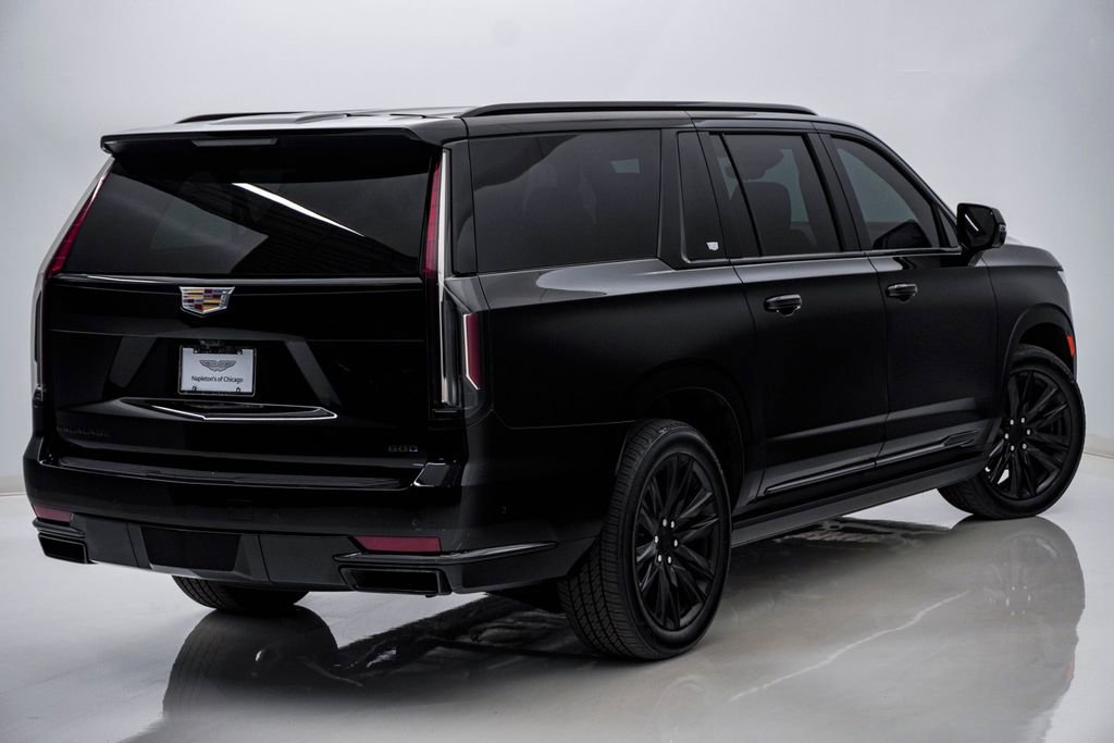 Used 2022 Cadillac Escalade ESV Sport w/ Touring Package AWD/4WD image 11