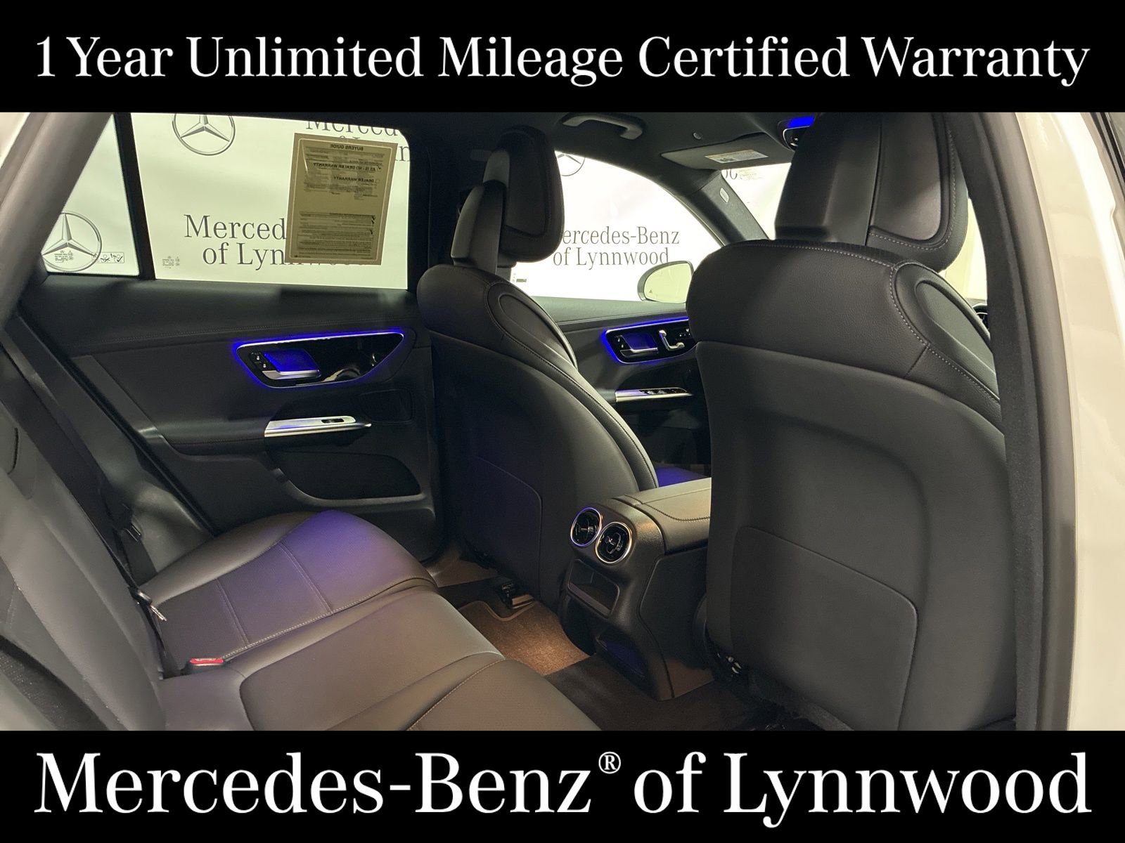 Used 2025 Mercedes-Benz GLC 300 4MATIC image 29