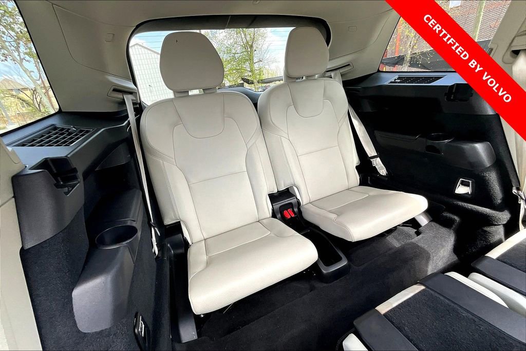 Certified 2023 Volvo XC90 B6 Plus image 36