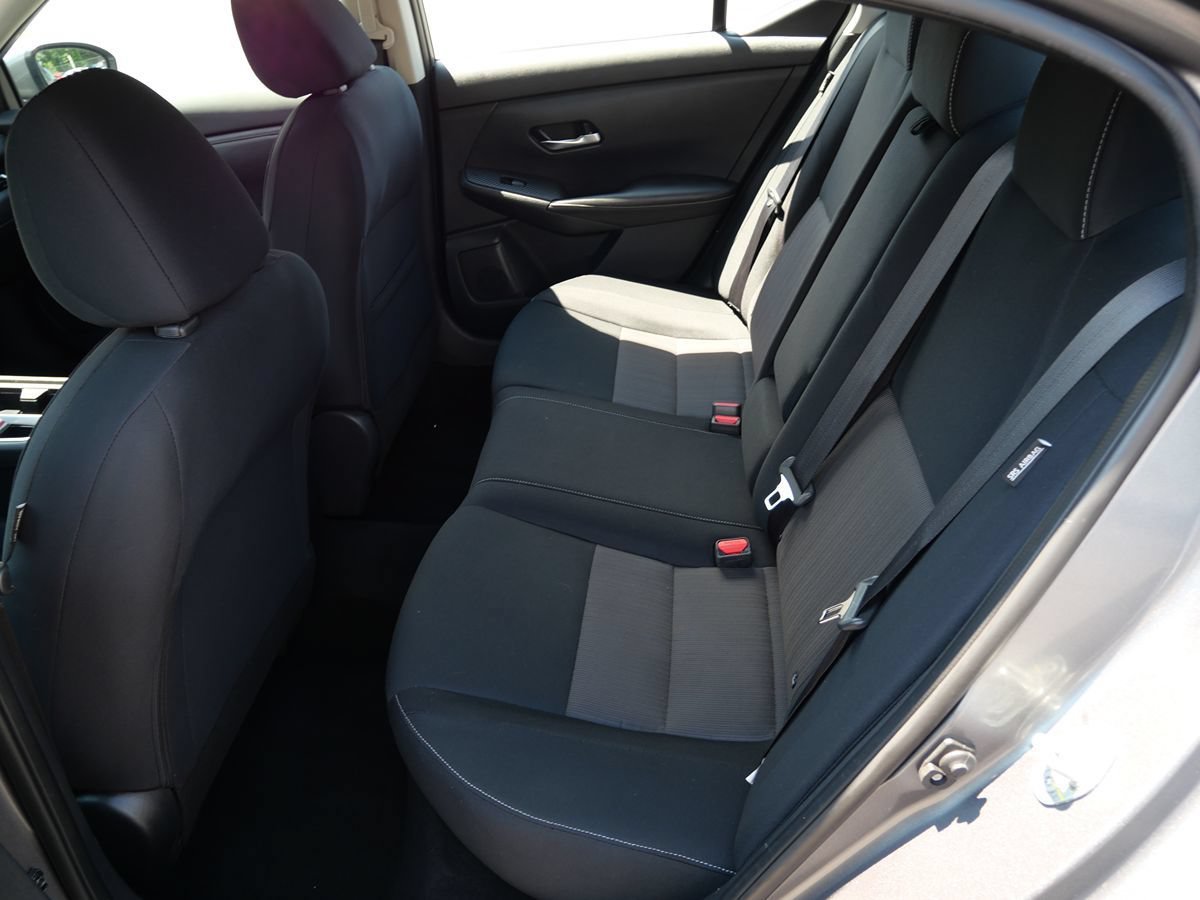 Used 2020 Nissan Sentra SV FWD image 24
