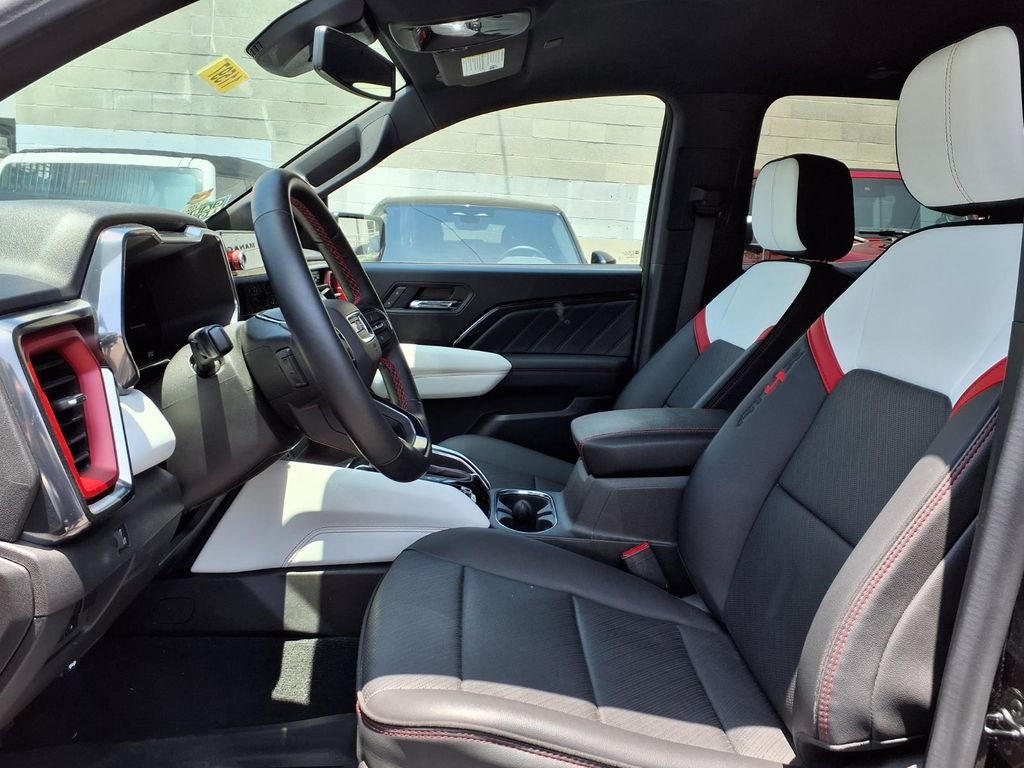 Certified 2024 GMC Canyon AT4X AWD/4WD image 13