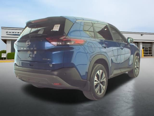 Used 2023 Nissan Rogue SV image 4
