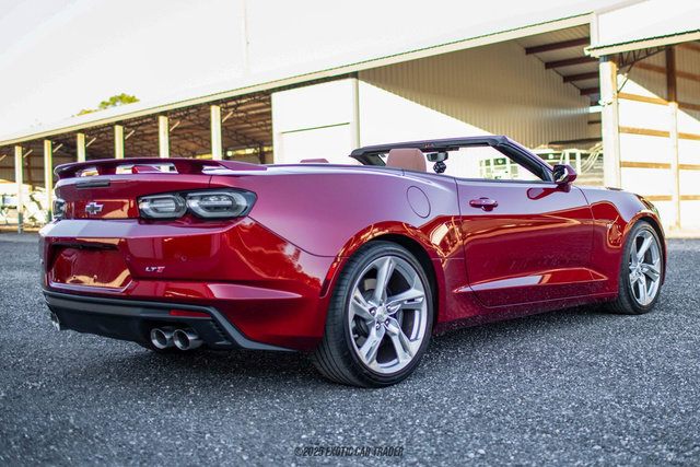Used 2021 Chevrolet Camaro SS image 8