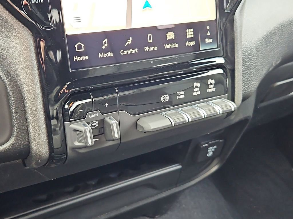 New 2026 RAM 2500 Tradesman AWD/4WD image 25