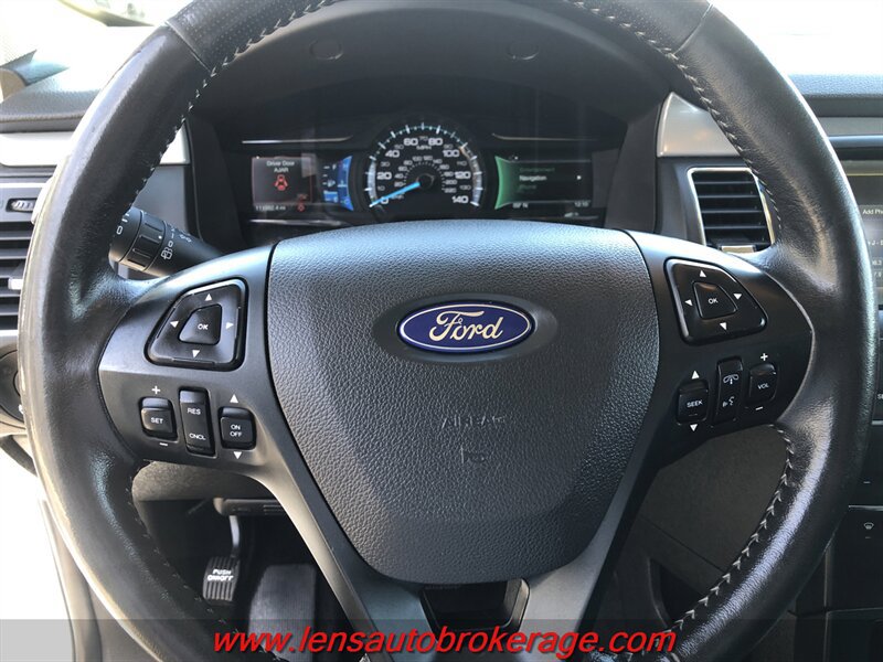 Used 2015 Ford Flex SEL w/ Equipment Group 202A FWD image 13