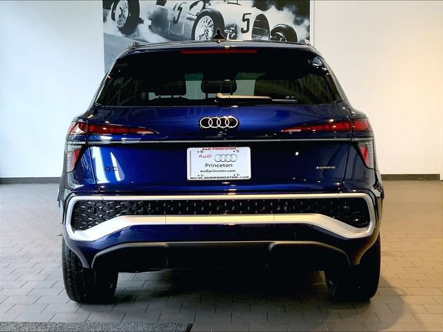 New 2026 Audi Q3 quattro 2.0T AWD/4WD image 2