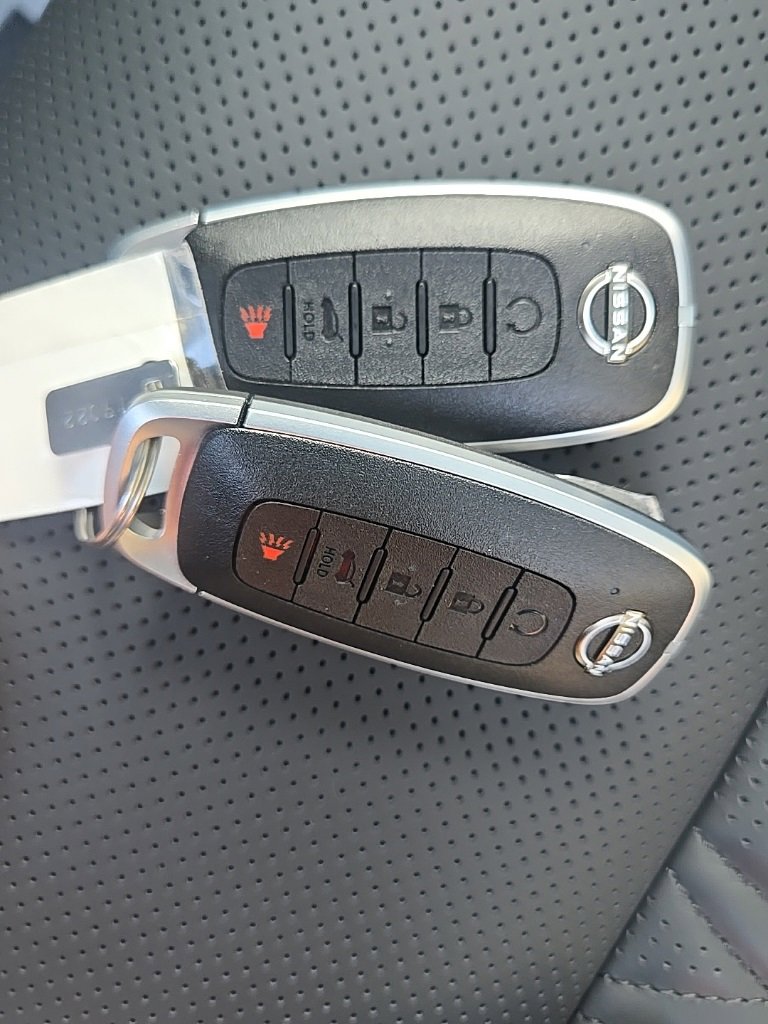 New 2026 Nissan Rogue Platinum image 44