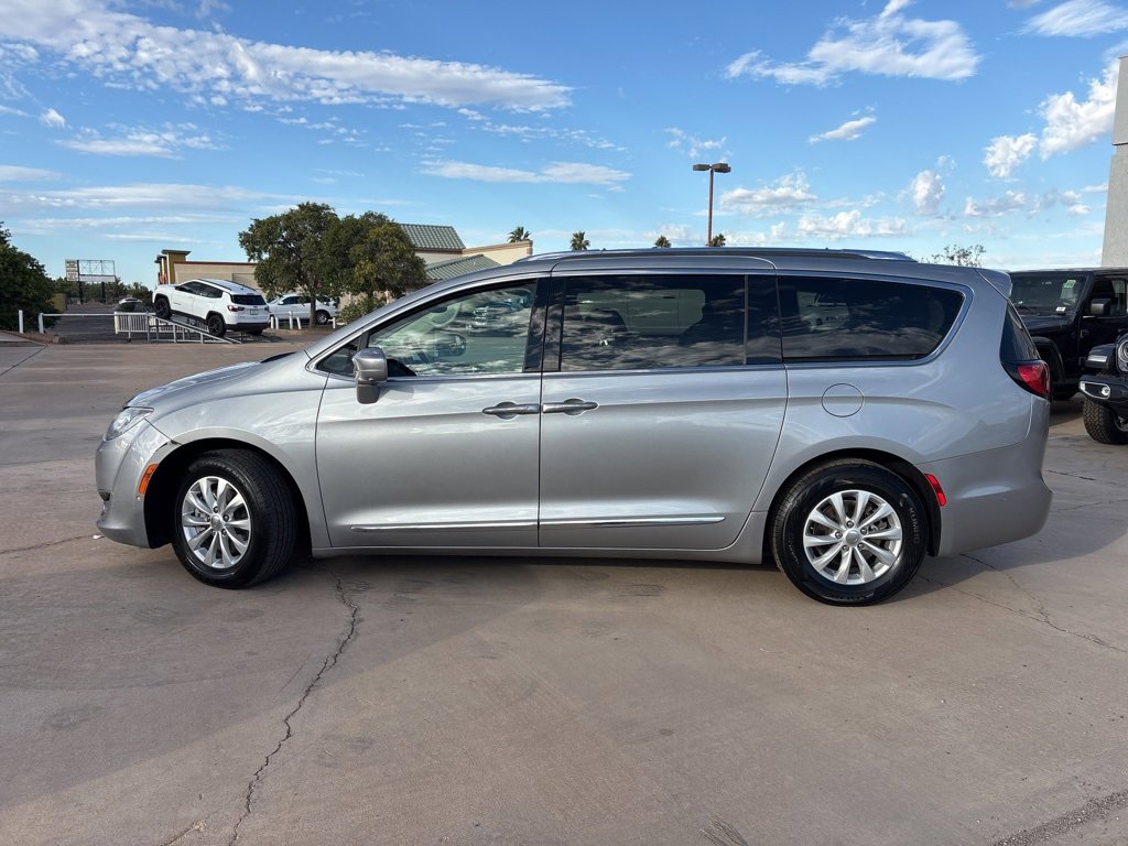 Used 2018 Chrysler Pacifica Touring-L Plus w/ Advanced Safetytec Group image 8