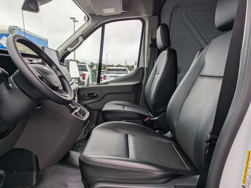 New 2027 Ford Transit 250 148 Medium Roof w/ Load Area Protection Package RWD image 19
