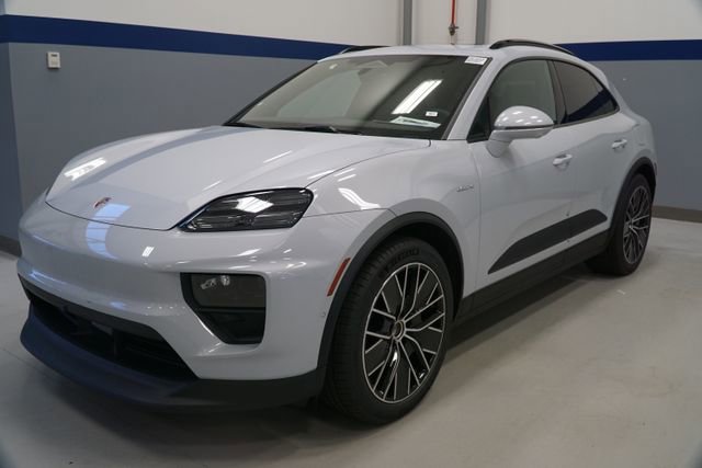 New 2026 Porsche Macan 4 Electric AWD/4WD image 1