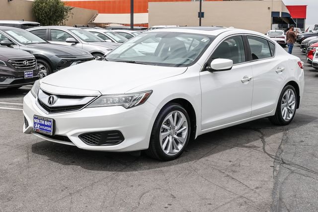 Used 2017 Acura ILX FWD image 3
